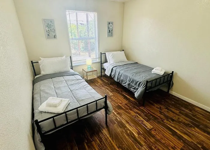 Comfort Townhouse 3 2 Baths Entire Pet Friendly Killeen