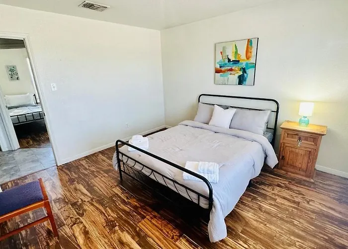 Apartment Comfort Townhouse 3 2 Baths Entire Pet Friendly