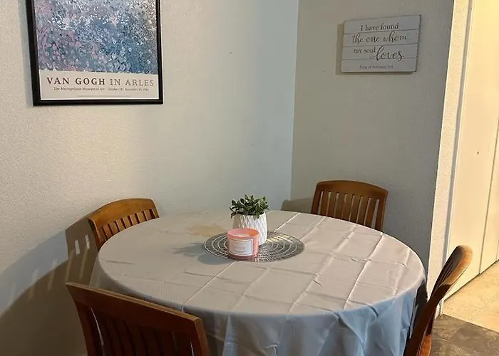 Comfort Townhouse 3 2 Baths Entire Pet Friendly Apartment *